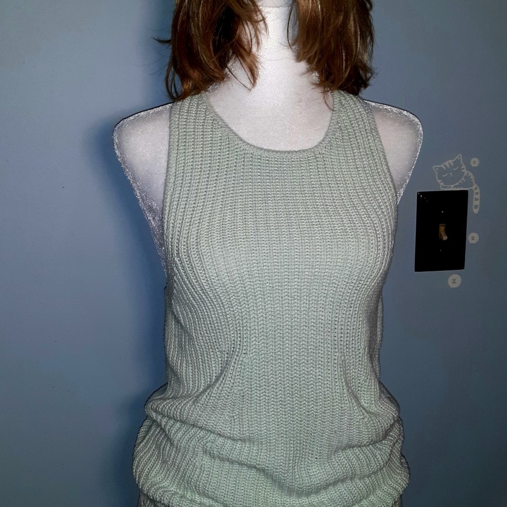 Women's Venus Sweater Halter - Picture 2 of 6